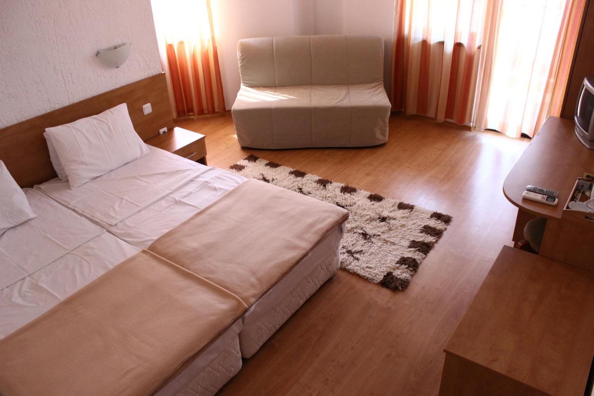 Family Hotel Bellehouse Chernomorets Camera foto